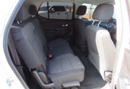 2019 Chevrolet Traverse - Image 32