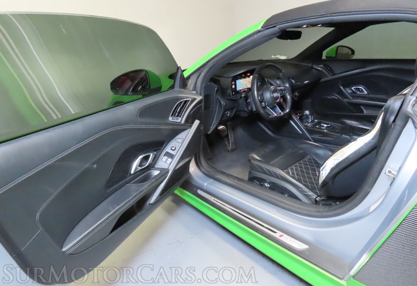 2017 Audi R8 - Image 24