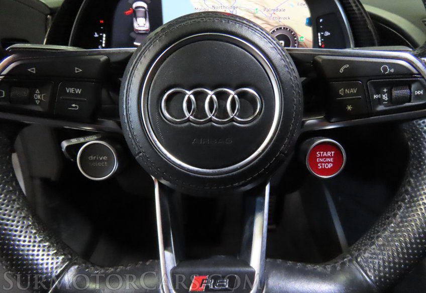 2017 Audi R8 - Image 32