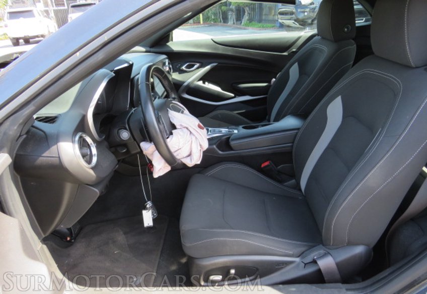 2016 Chevrolet Camaro - Image 26