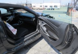 2016 Chevrolet Camaro - Image 25