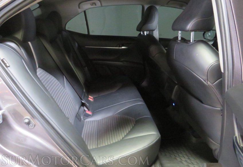 2022 Toyota Camry - Image 31