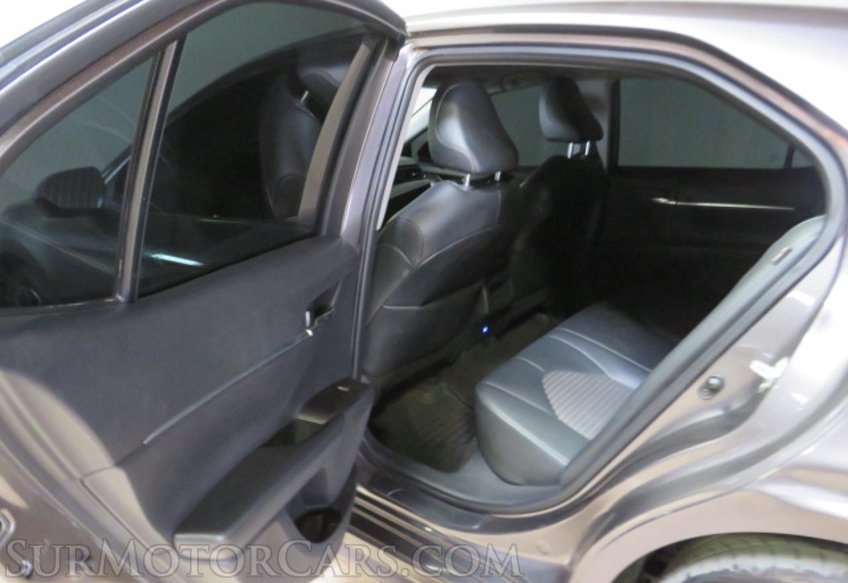 2022 Toyota Camry - Image 22