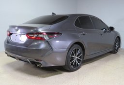 2022 Toyota Camry - Image 10