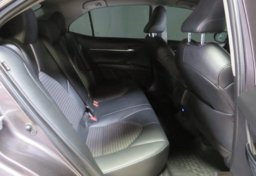 2022 Toyota Camry - Image 31