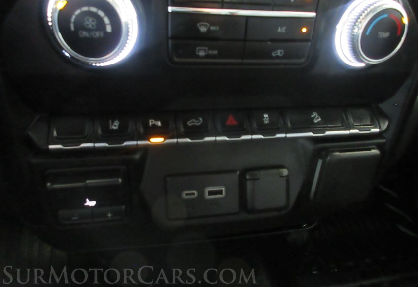 2024 GMC Sierra 2500HD - Image 38