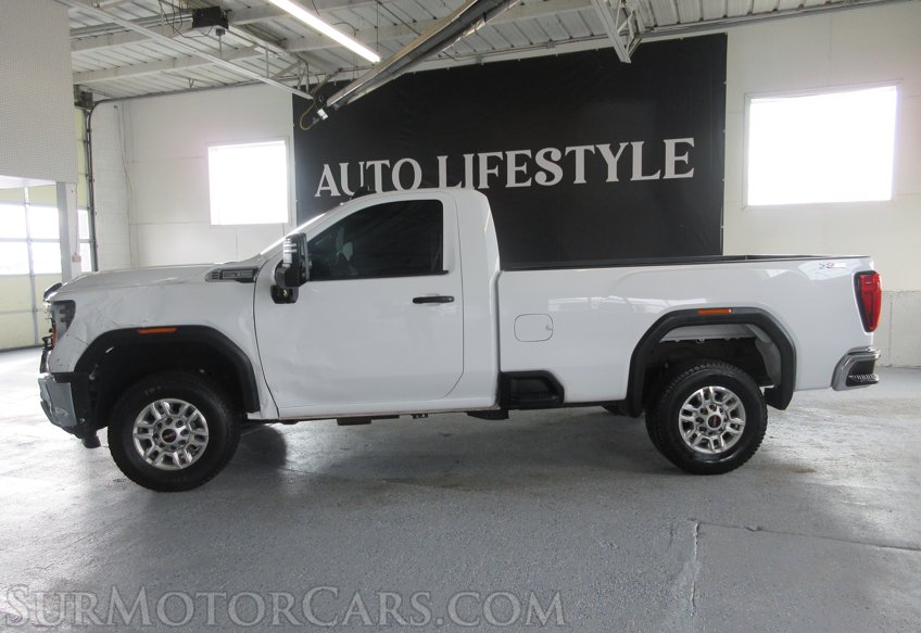 2024 GMC Sierra 2500HD - Image 10