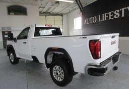 2024 GMC Sierra 2500HD - Image 5