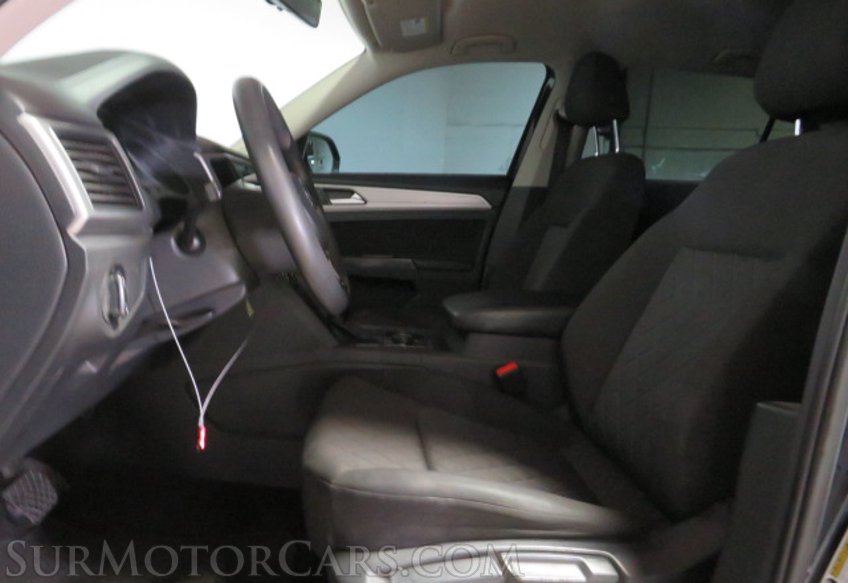 2018 Volkswagen Atlas - Image 29