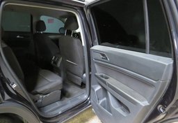 2018 Volkswagen Atlas - Image 24