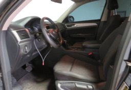 2018 Volkswagen Atlas - Image 25