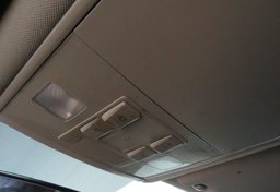 2018 Volkswagen Atlas - Image 48