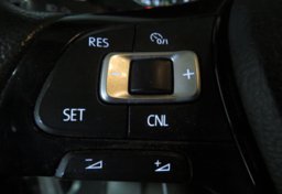 2018 Volkswagen Atlas - Image 36