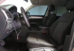 2018 Volkswagen Atlas - Image 29