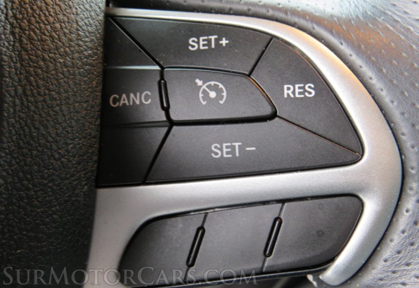 2016 Dodge Challenger - Image 32