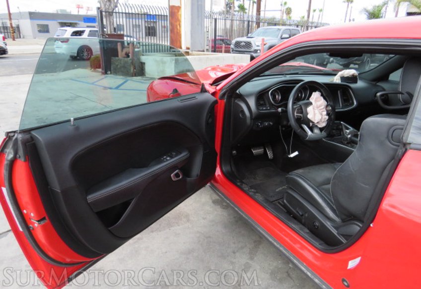 2016 Dodge Challenger - Image 20