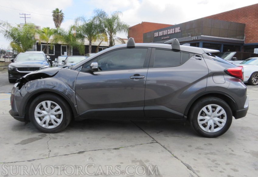 2021 Toyota C-HR - Image 12