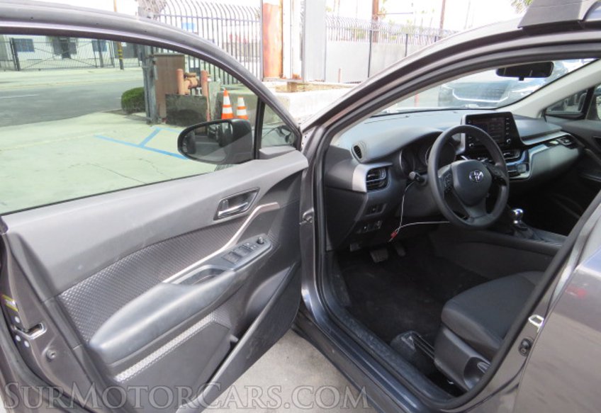 2021 Toyota C-HR - Image 19