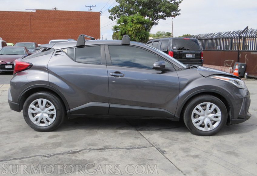 2021 Toyota C-HR - Image 11