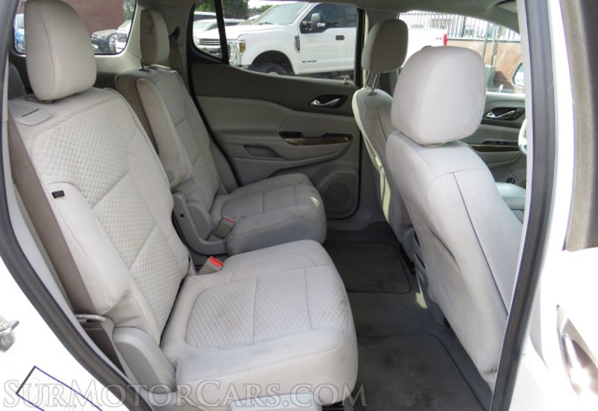 2019 GMC Acadia - Image 26