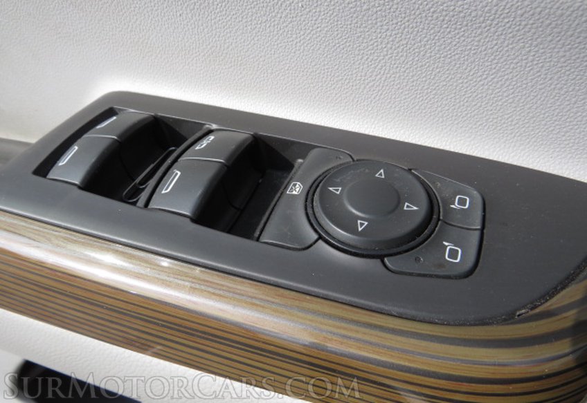 2019 GMC Acadia - Image 42