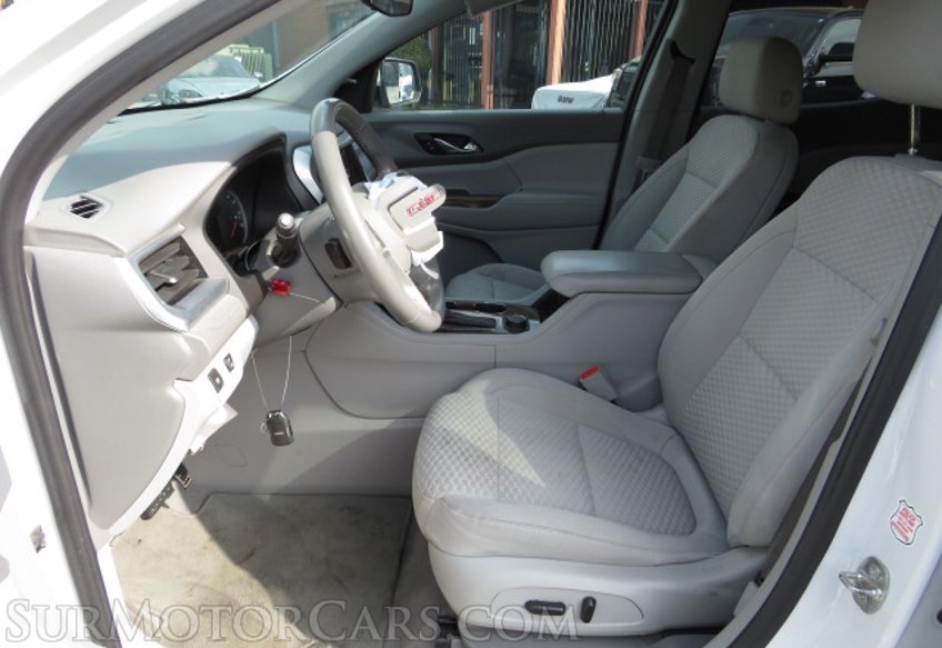 2019 GMC Acadia - Image 33