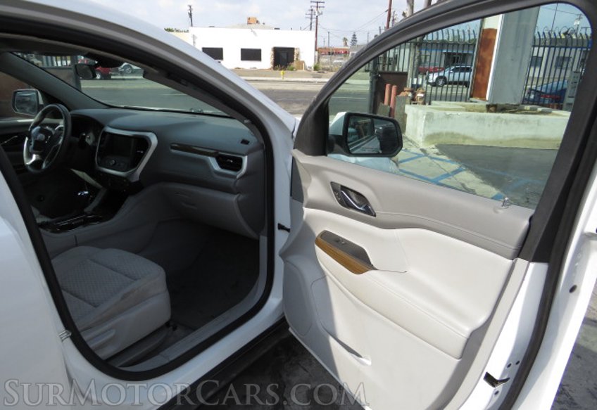 2019 GMC Acadia - Image 24