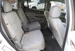 2019 GMC Acadia - Image 26