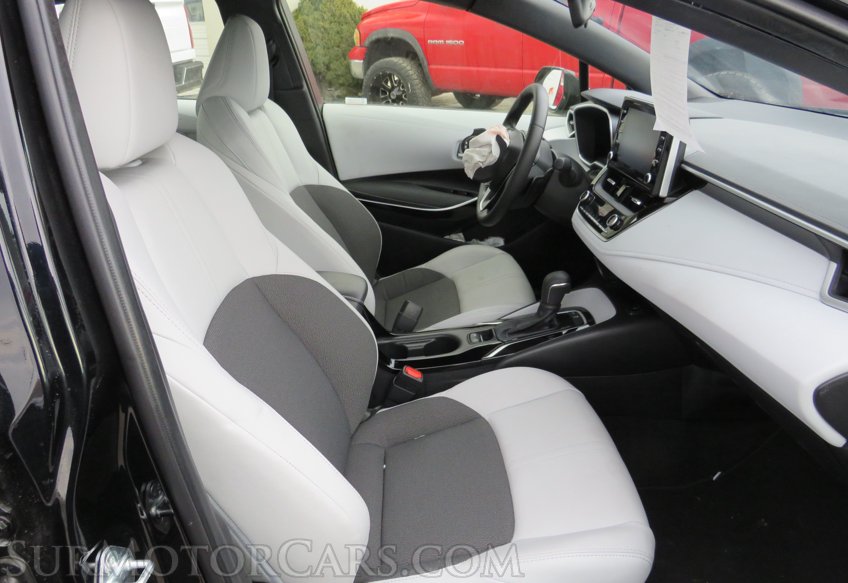 2022 Toyota Corolla Hatchback - Image 23