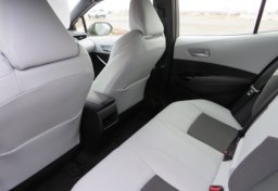 2022 Toyota Corolla Hatchback - Image 30