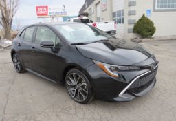 2022 Toyota Corolla Hatchback - Image 2