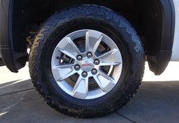 2019 GMC Sierra 1500 - Image 21