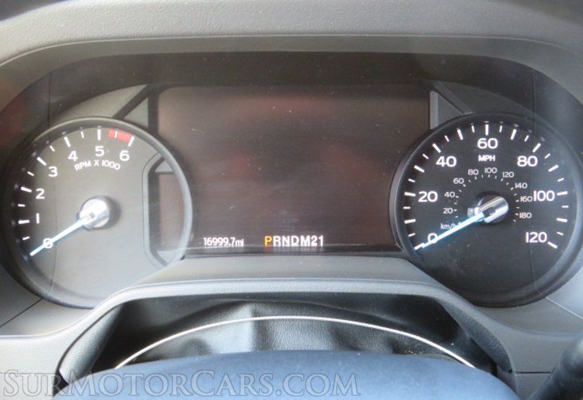 2022 Ford E-Series Cutaway - Image 32