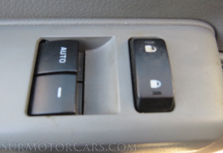 2022 Ford E-Series Cutaway - Image 41