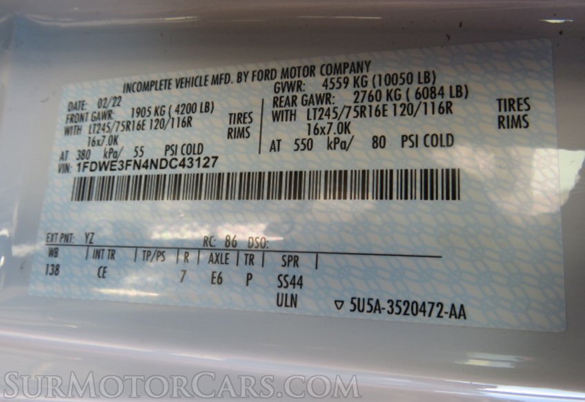 2022 Ford E-Series Cutaway - Image 48