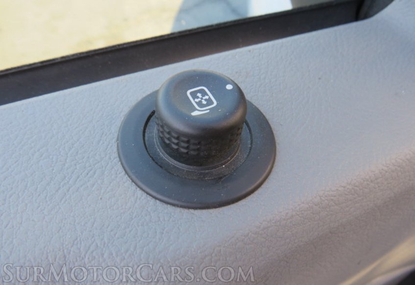 2022 Ford E-Series Cutaway - Image 37