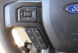 2022 Ford E-Series Cutaway - Image 40