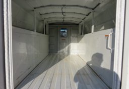 2022 Ford E-Series Cutaway - Image 15