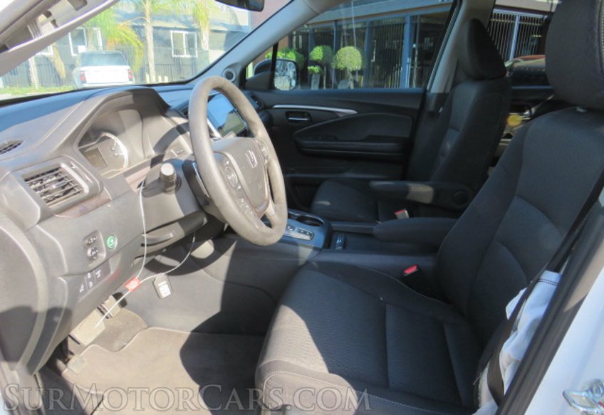 2020 Honda Ridgeline - Image 27