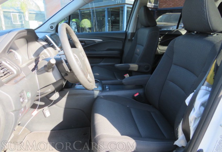 2020 Honda Ridgeline - Image 25