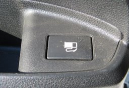 2020 Honda Ridgeline - Image 44