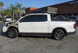 2020 Honda Ridgeline - Image 6