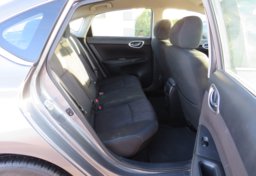 2019 Nissan Sentra - Image 33