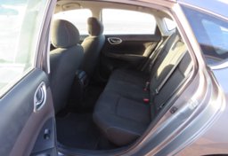 2019 Nissan Sentra - Image 32