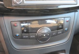 2019 Nissan Sentra - Image 40