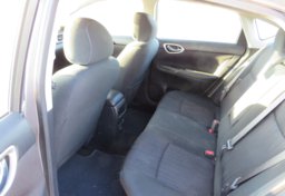 2019 Nissan Sentra - Image 31