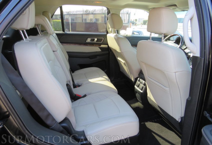 2016 Ford Explorer - Image 28