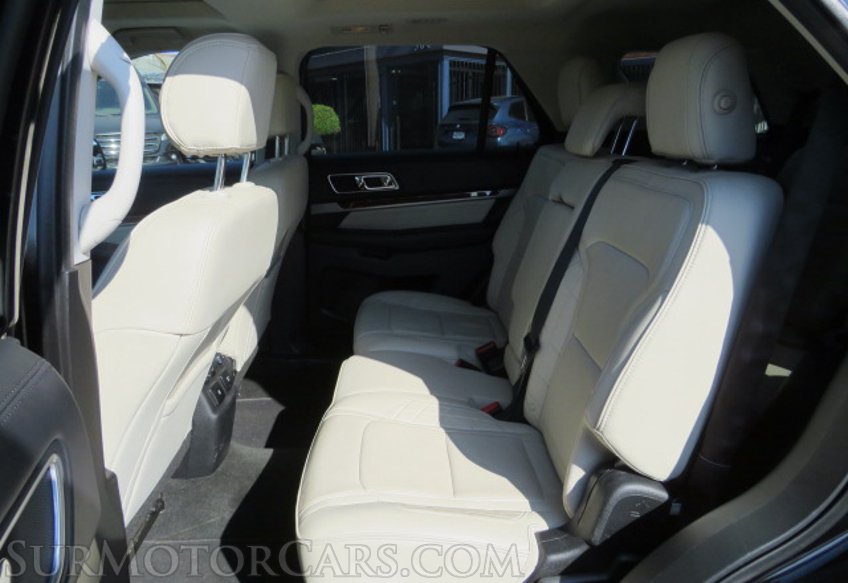 2016 Ford Explorer - Image 31