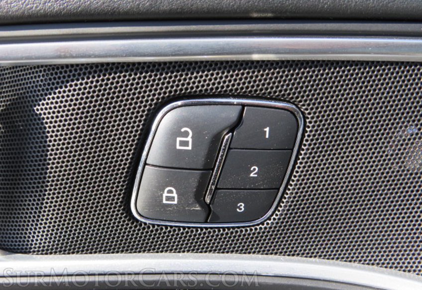 2016 Ford Explorer - Image 55