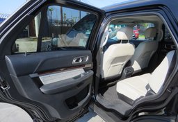 2016 Ford Explorer - Image 23